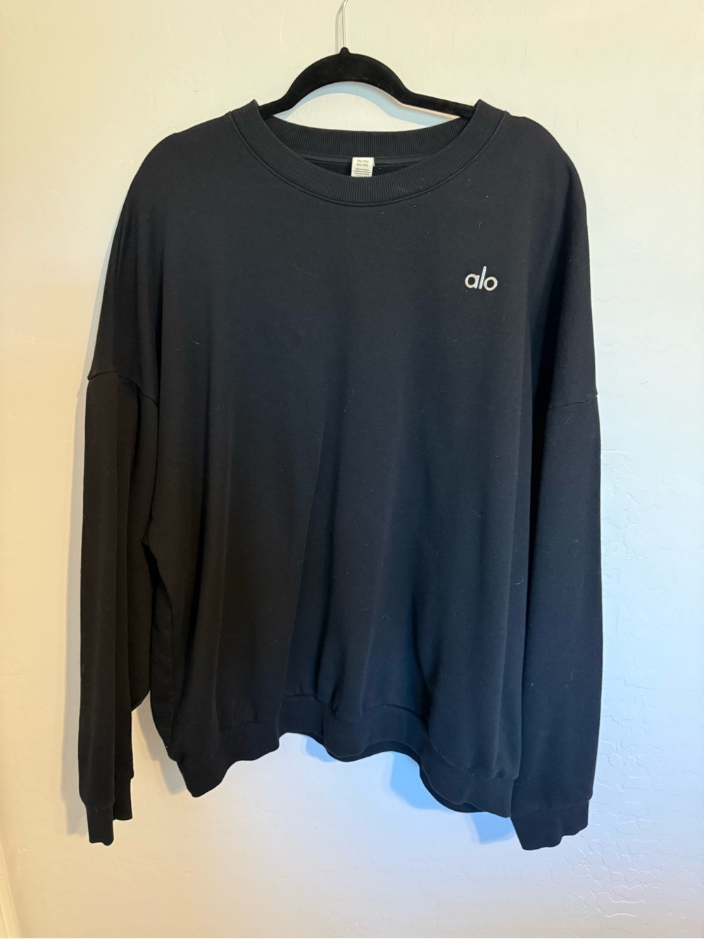 Alo Accolade Black Crewneck Sweatshirt